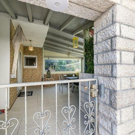 Apartment Pavic Garden Башка Екстер'єр фото