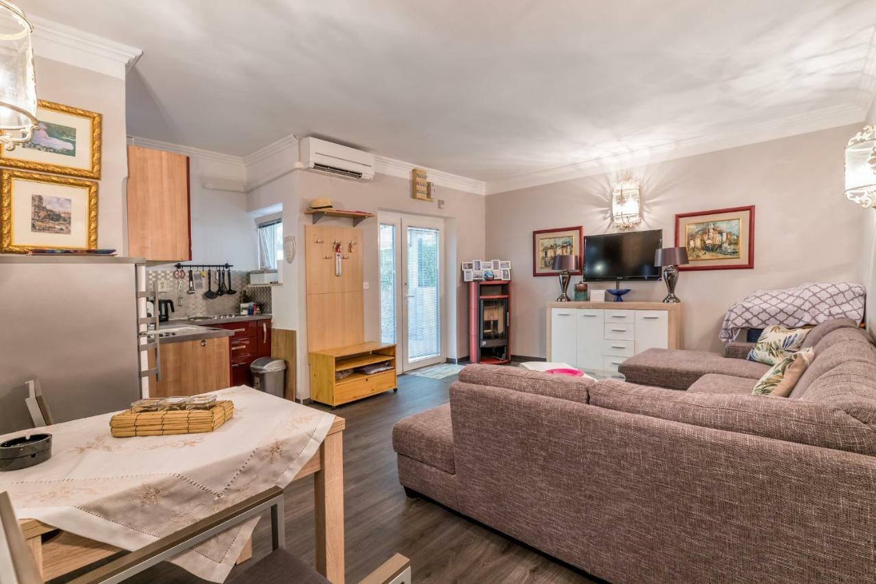 Apartment Pavic Garden Башка Екстер'єр фото